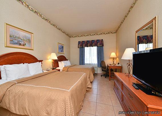 Hotel Western Delta & Oakley