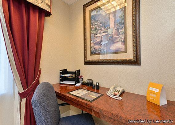 Western Delta & Hotel 3*