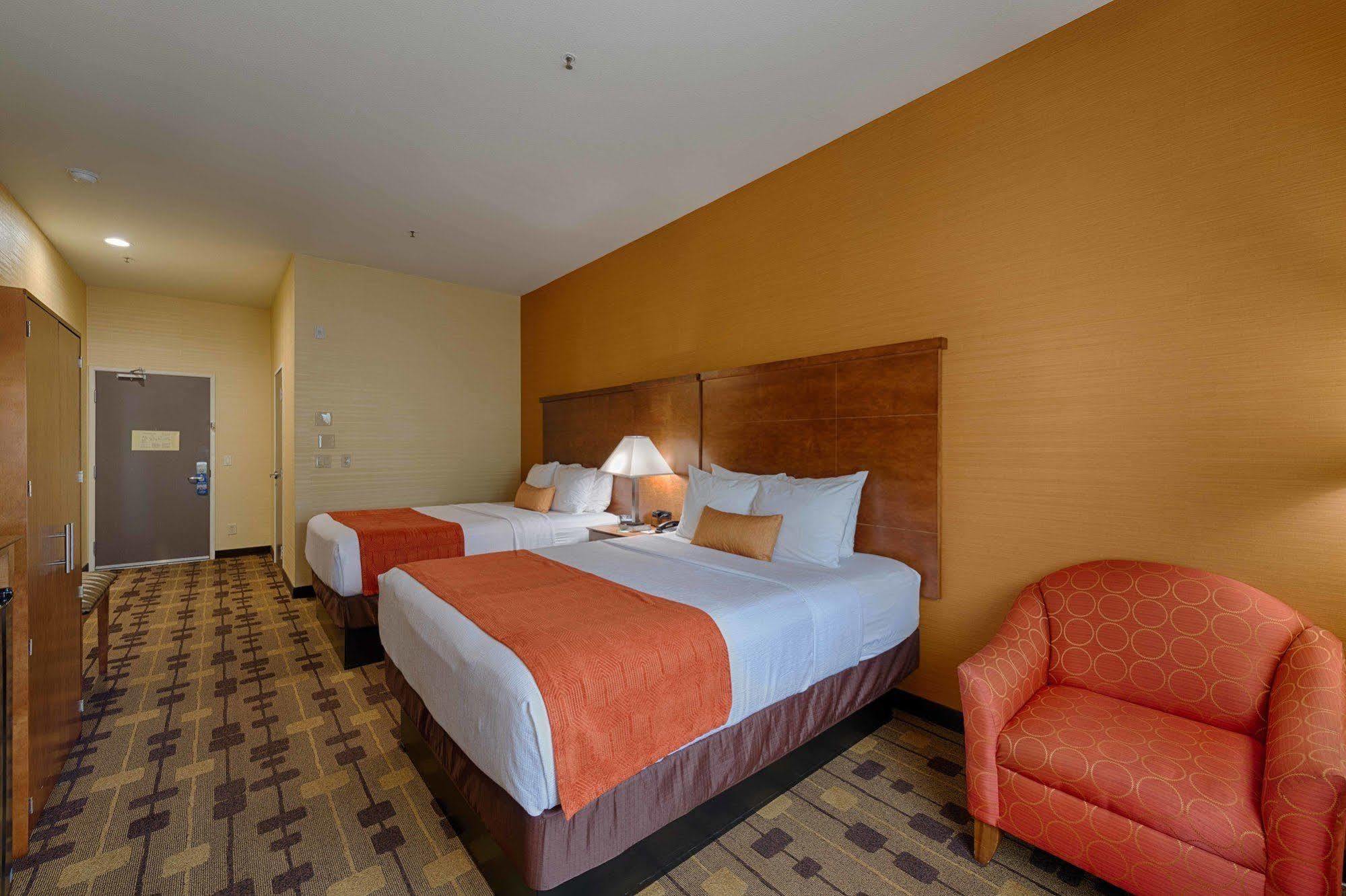 Hotel Western Delta &