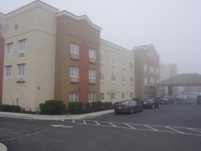 Western Delta & Hotel Oakley